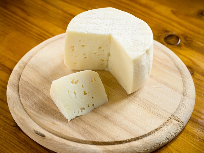 Goat milk cheese nutrition